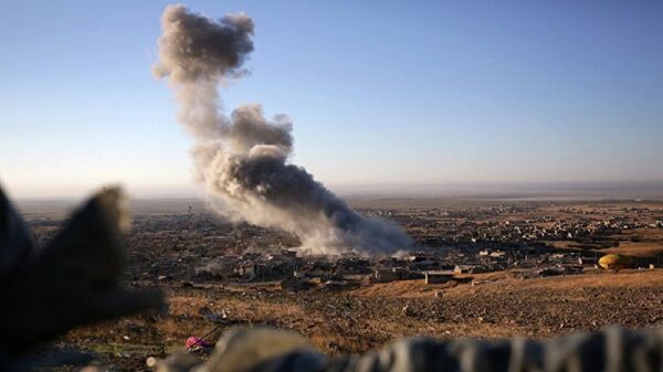 Bombardement de la coalition menée par les états-unis à Daquq en Irak  - Sputnik Afrique