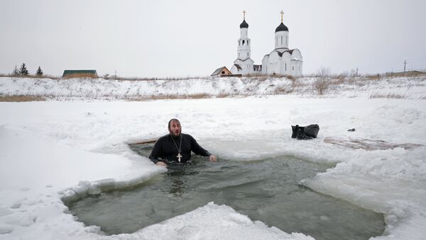 Праздник Крещение Господне в регионах России - Sputnik Afrique