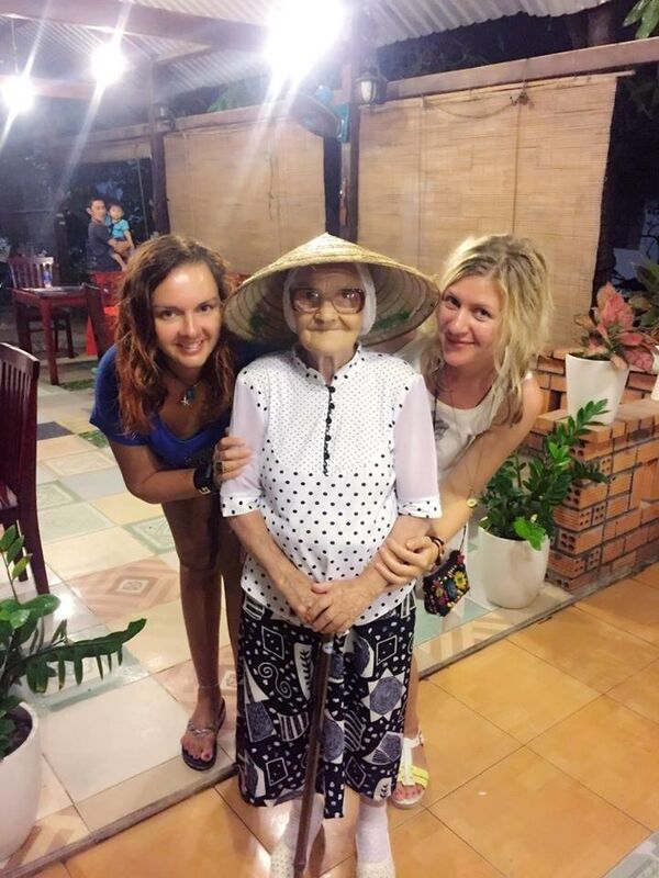 Une babouchka de 89 ans à la conquête du monde! Une babouchka de 89 ans à la conquête du monde! - Sputnik Afrique