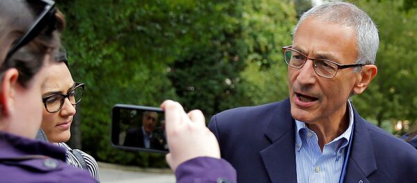 John Podesta, directeur de la campagne électorale d'Hillary Clinton - Sputnik Afrique