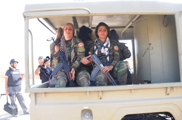 Unité de femmes peshmergas Unité de femmes peshmergas - Sputnik Afrique