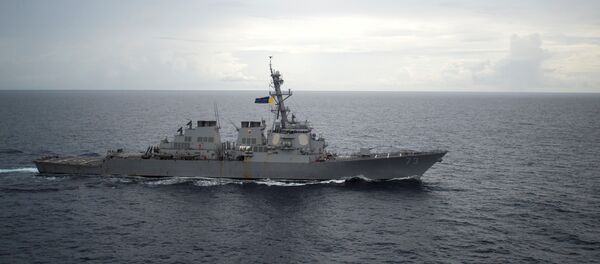 Guided-missile destroyer USS Decatur (DDG 73) operates in the South China Sea as part of the Bonhomme Richard Expeditionary Strike Group (ESG) in the South China Sea on October 13, 2016. - Sputnik Afrique