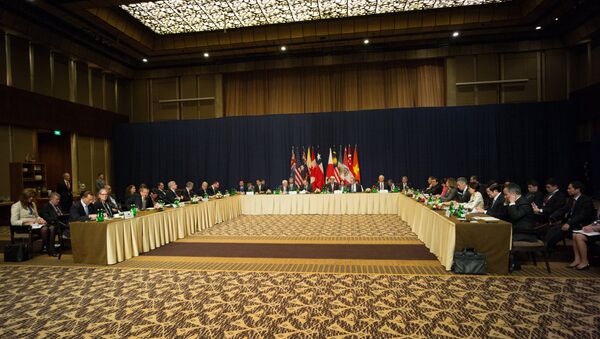 Réunion en 2013 des chefs d'États ou des ministres des affaires étrangères, accompagné des négociateurs en chef des pays en négociation pour le TPP. - Sputnik Afrique