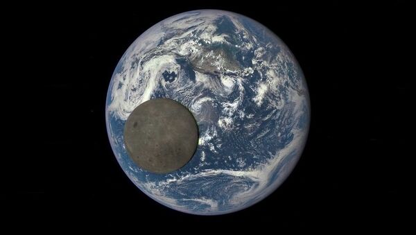 From a Million Miles Away, NASA Camera Shows Moon Crossing Face of Earth - Sputnik Afrique