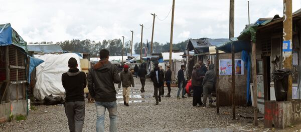 La Jungle de Calais (22 octobre 2016) - Sputnik Afrique