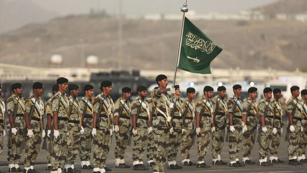Saudi security forces take part in a military parade in preparation for the annual Hajj pilgrimage in Mecca, Saudi Arabia, Thursday, Sept. 17, 2015 - Sputnik Afrique