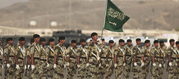 Saudi security forces take part in a military parade in preparation for the annual Hajj pilgrimage in Mecca, Saudi Arabia, Thursday, Sept. 17, 2015 - Sputnik Afrique