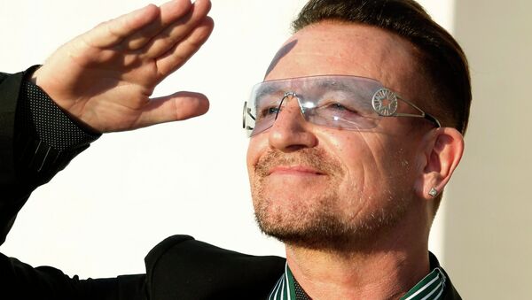 Bono, premier homme prétendant au titre de Femme de l’année - Sputnik Afrique