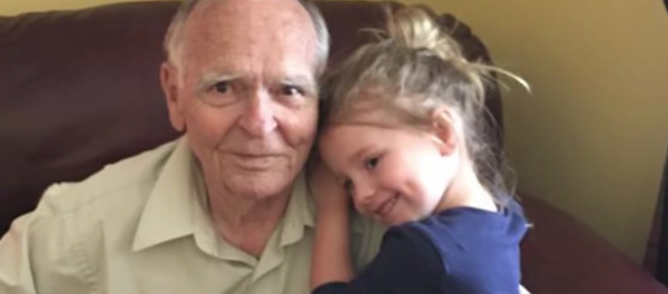 Dan Peterson, un veuf qui retrouve la joie de vie à 82 ans - Sputnik Afrique