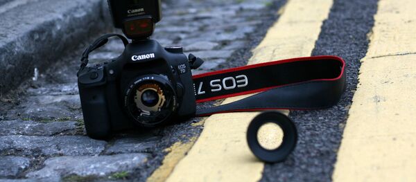 caméra cassée - Sputnik Afrique