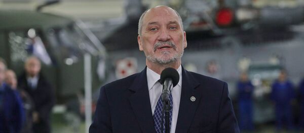 Minister obrony Polski Antoni Macierewicz - Sputnik Afrique