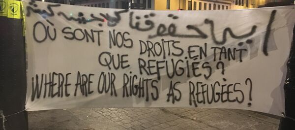 Situation au campement de migrants de Stalingrad, 4 novembre 2016 Situation au campement de migrants de Stalingrad, 4 novembre 2016 - Sputnik Afrique