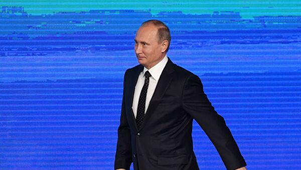 Poutine félicite Trump pour sa victoire et espère un «dialogue constructif» - Sputnik Afrique