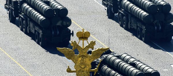 S-400 Triumph air defense system during Victory military parade in Moscow - Sputnik Afrique
