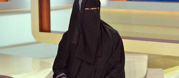 Nora Illi - Sputnik Afrique