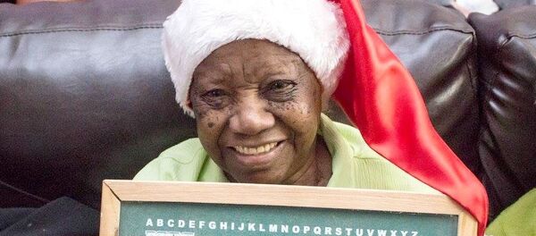 Brésil: les Internautes mobilisés pour réaliser le vœu de Noël des anciens - Sputnik Afrique