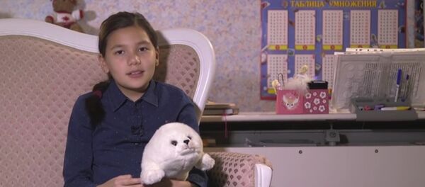 Russian daughter congratulates Trump / Русская дочка поздравляет Трампа - Sputnik Afrique