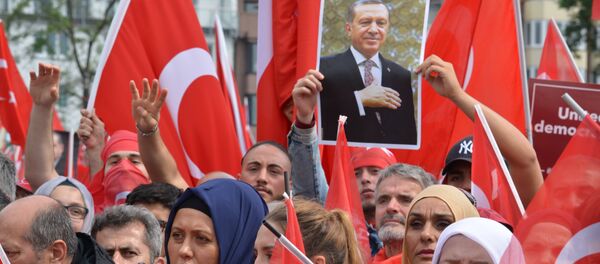 Des milliers de Kurdes dans les rues de Cologne pour protester contre Erdogan - Sputnik Afrique