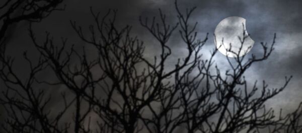 A partial solar eclipse is seen from near Bridgwater - Sputnik Afrique