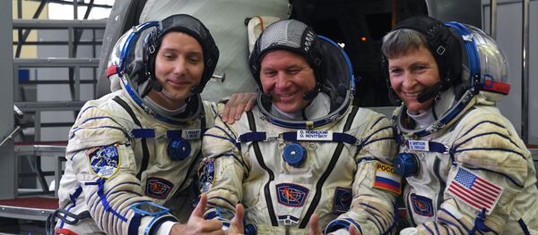 Oleg Novitski raconte qu’il s’est changé un plombage à bord de l’ISS - Sputnik Afrique