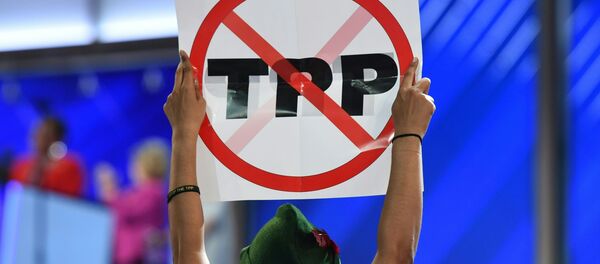 Une manifestation contre l’Accord de partenariat transpacifique (TPP) Une manifestation contre l’Accord de partenariat transpacifique (TPP) - Sputnik Afrique