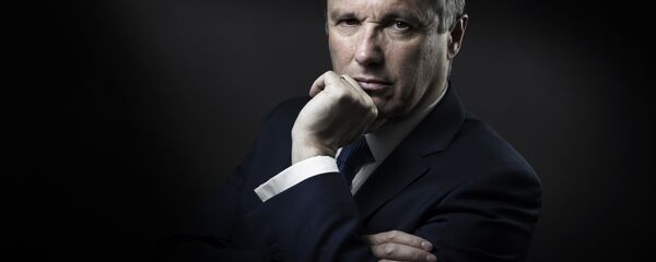 Nicolas Dupont-Aignan - Sputnik Afrique