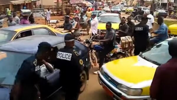 Des affrontements entre la police et des manifestants anglophones au Cameroun - Sputnik Afrique