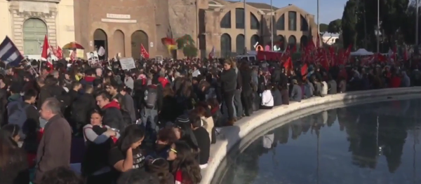 Des manifestations à Rome contre la réforme constitutionnelle - Sputnik Afrique