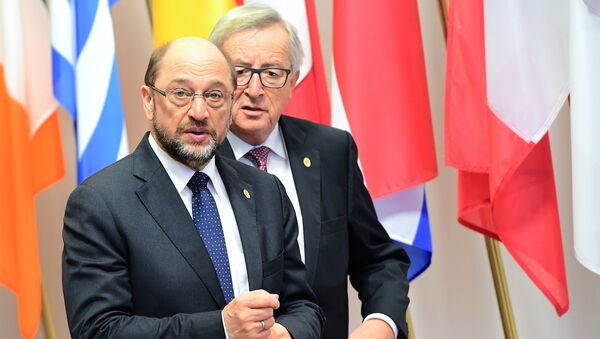 Martin Schulz et Jean-Claude Juncker - Sputnik Afrique
