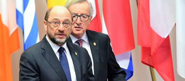 Martin Schulz et Jean-Claude Juncker - Sputnik Afrique