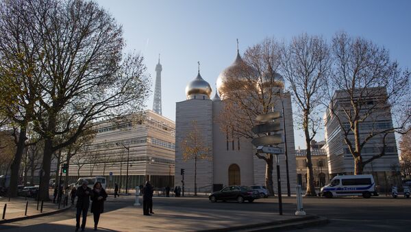 Cathédrale orthodoxe à Paris: symbole de ce que doit être les relations franco-russes - Sputnik Afrique