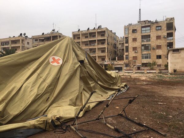 Les conséquences du bombardement d'un hôpital mobile russe à Alep - Sputnik Afrique