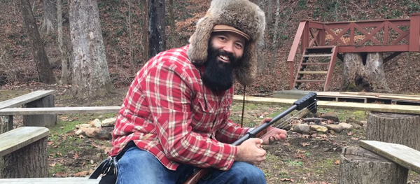 Shotgun Guitar played and SHOT by Rev. Peyton Shotgun Guitar played and SHOT by Rev. Peyton - Sputnik Afrique