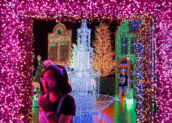 La magie de Noël débarque à Singapour - Sputnik Afrique