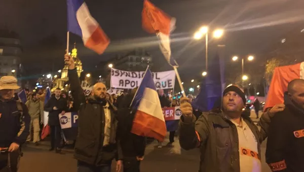 Première manifestation autorisée pour les policiers en colère - Sputnik Afrique