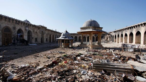 A general view of damage in the Umayyad mosque of Old Aleppo - Sputnik Afrique