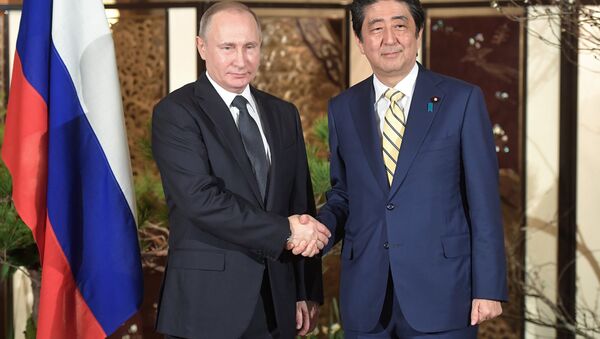 Shinzo Abe à Moscou, traité de paix russo-japonais en vue? - Sputnik Afrique