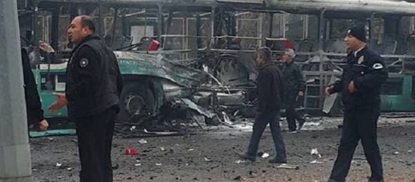 Turquie: explosion d'un bus à Kayseri, plusieurs morts et blessés - Sputnik Afrique
