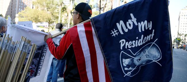 Protestdemonstration gegen Wahl von Donald Trump zum US-Präsidenten in Los Angeles - Sputnik Afrique