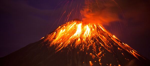 Извержение вулкана Тунгурауа на Эквадоре - Sputnik Afrique