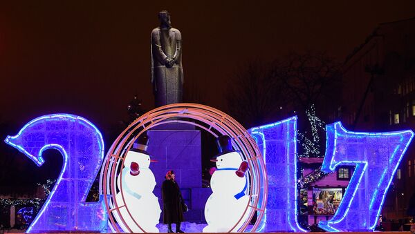 Новогодняя иллюминация на Тверском бульваре в Москве - Sputnik Afrique