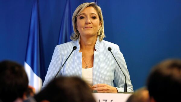 Marine Le Pen, French National Front (FN) political party leader, delivers a statement on U.S. election results at the party headquarters in Nanterre, France, November 9, 2016 - Sputnik Afrique