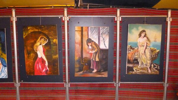 Les peintures de femmes - sa mère, sa sœur, sa femme - Sputnik Afrique