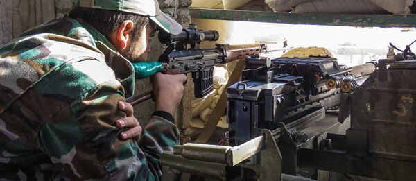Syrian Army sniper on the eastern outskirts of the capital Damascus (File) - Sputnik Afrique