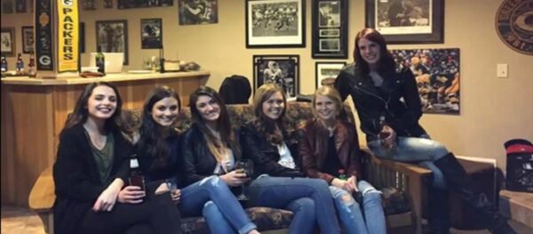 Illusion d'optique: à la recherche des jambes perdues - Sputnik Afrique