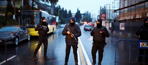 Le bâtiment de la Direction générale de la sécurité pilonné à Istanbul - Sputnik Afrique