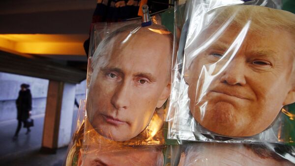 Putin- und Trump-Masken - Sputnik Afrique