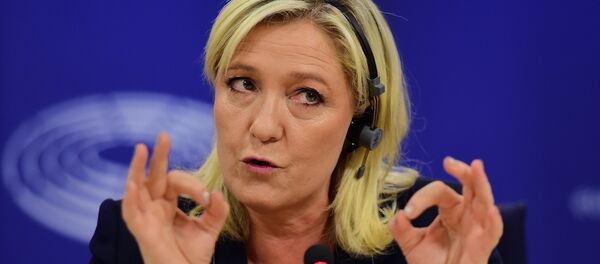 Marine Le Pen cherche des alliés sur la question du démantèlement de l’UE - Sputnik Afrique
