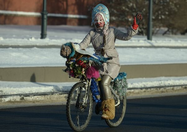 Deuxième parade cycliste d’hiver de Moscou - Sputnik Afrique