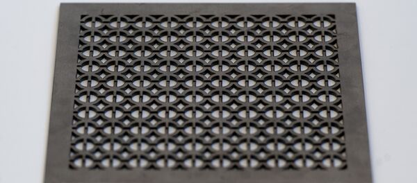 Des scientifiques russes créent un métamatériau qui rend les machines «invisibles» - Sputnik Afrique